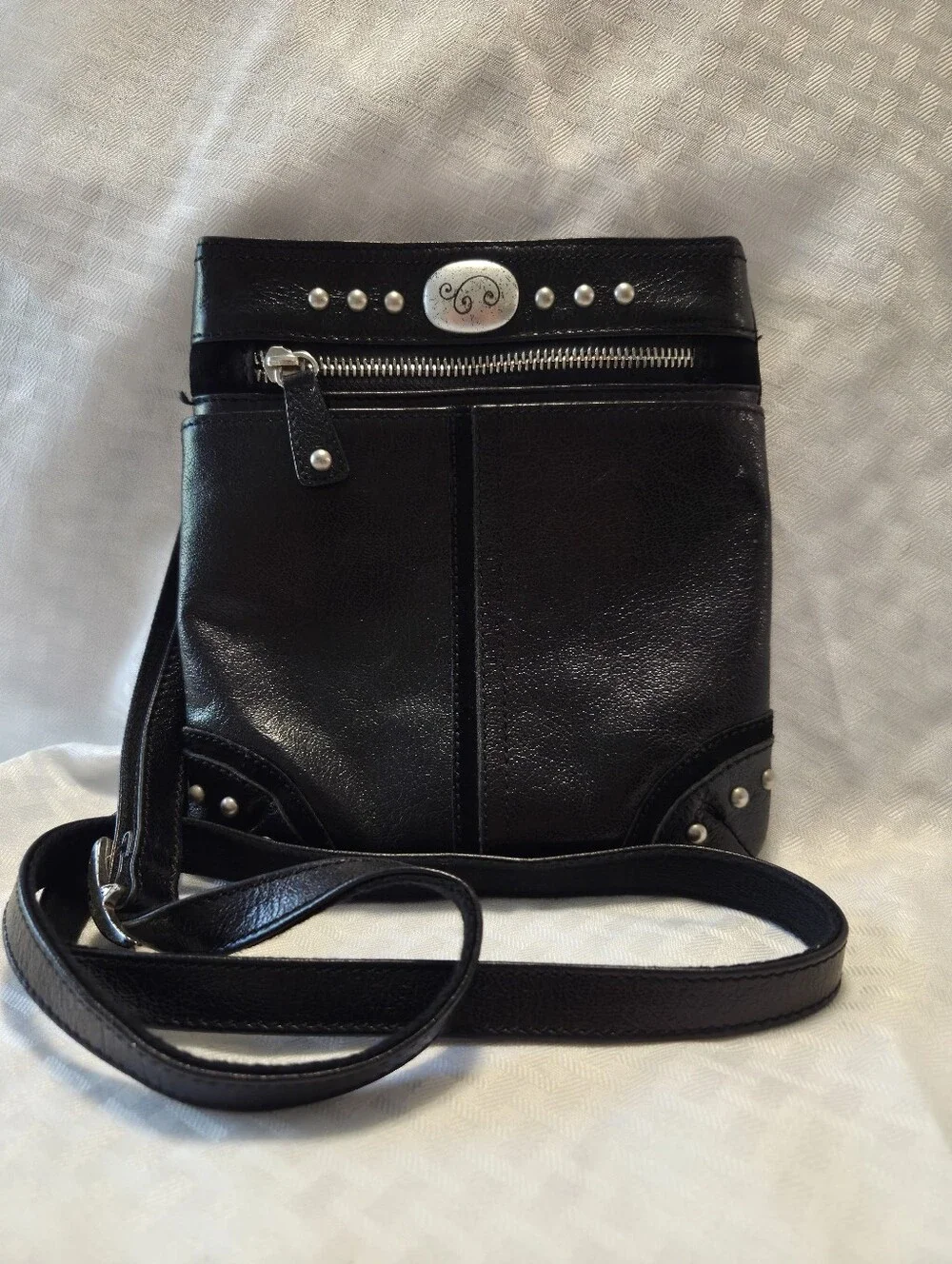 BRIGHTON Black Crossbody Bag Pebbled Leather Studded Ajustable Strap Purse
